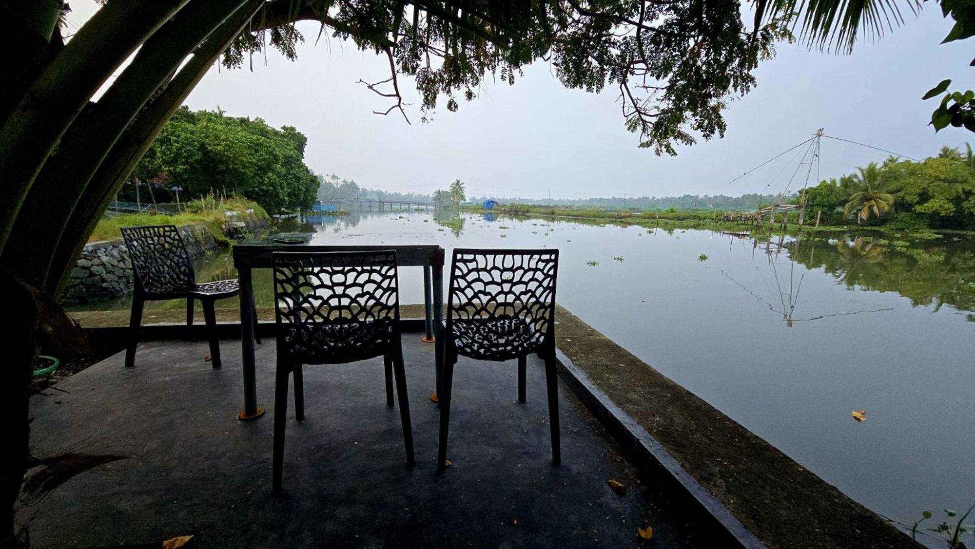Pradeep'S Backwater Villa Kochi Dış mekan fotoğraf